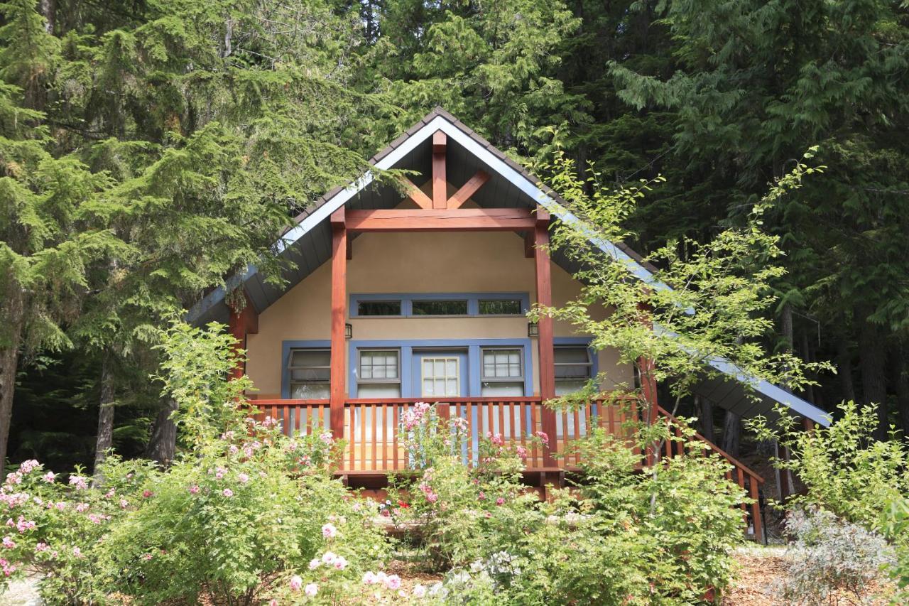Halcyon Hot Springs Resort Exterior foto