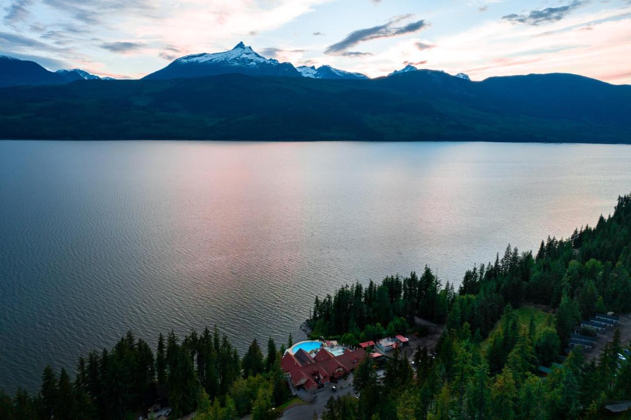 Halcyon Hot Springs Resort Exterior foto